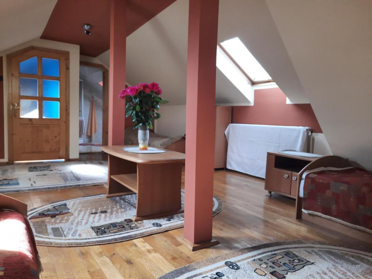 Antal Apartmans Lunca De Sus Kulcsoshaz Gyimesfelsolok Ngoại thất bức ảnh