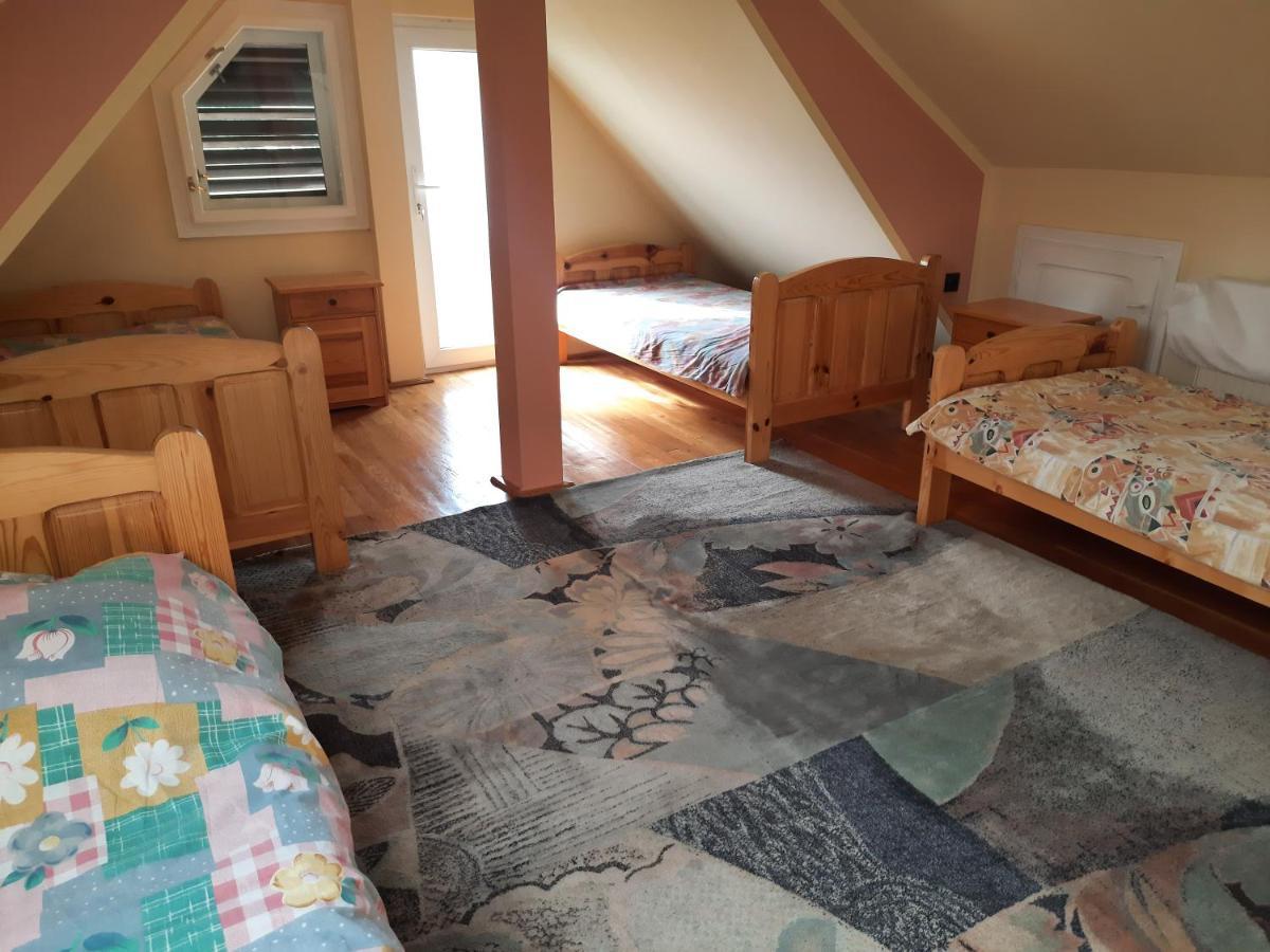 Antal Apartmans Lunca De Sus Kulcsoshaz Gyimesfelsolok Ngoại thất bức ảnh