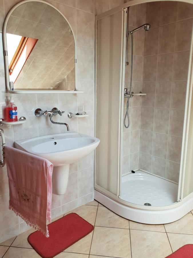 Antal Apartmans Lunca De Sus Kulcsoshaz Gyimesfelsolok Ngoại thất bức ảnh