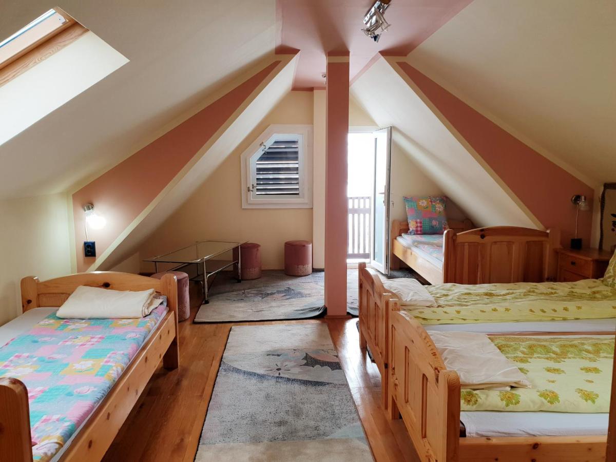 Antal Apartmans Lunca De Sus Kulcsoshaz Gyimesfelsolok Ngoại thất bức ảnh